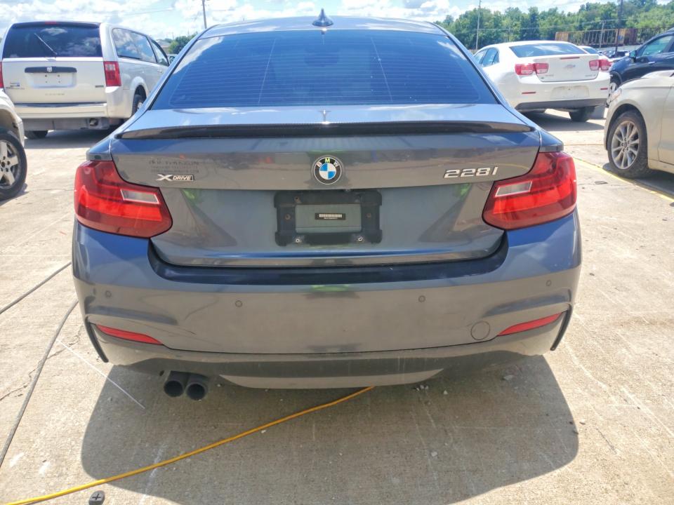 Photo 6 from auction – 2015 BMW 228 with VIN WBA1F7C59FVX95772