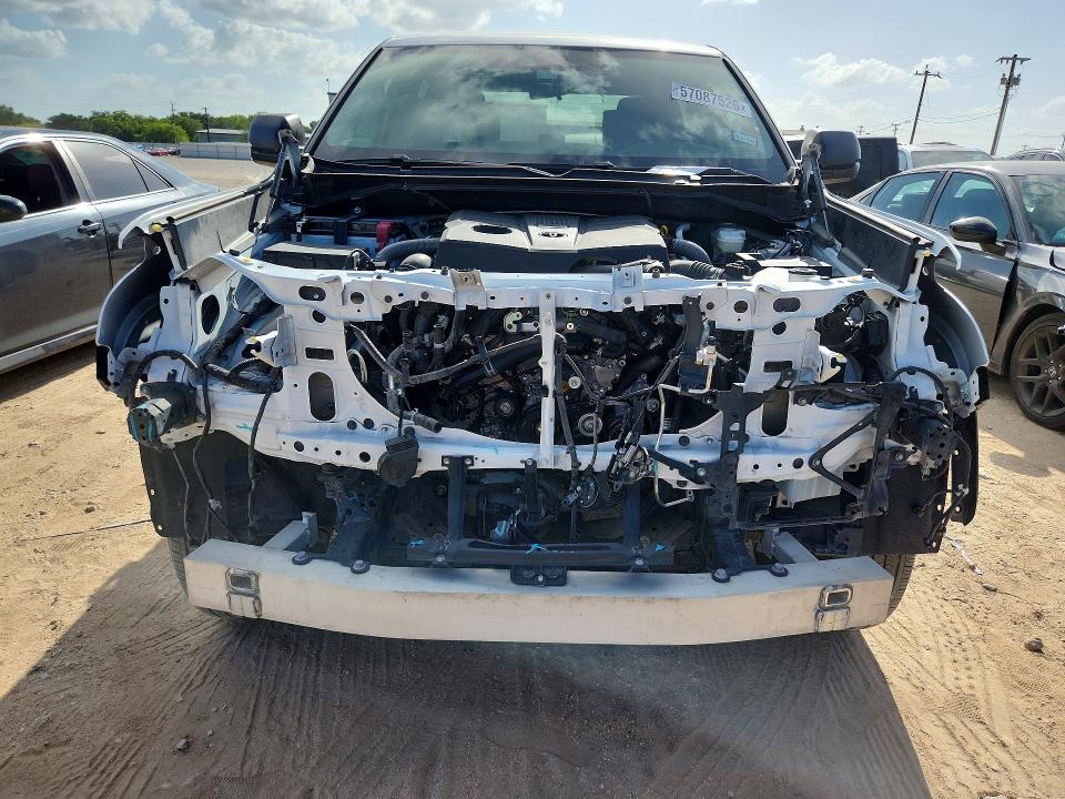 Photo 5 from auction – 2024 TOYOTA TUNDRA with VIN 5TFLA5AB7RX040538