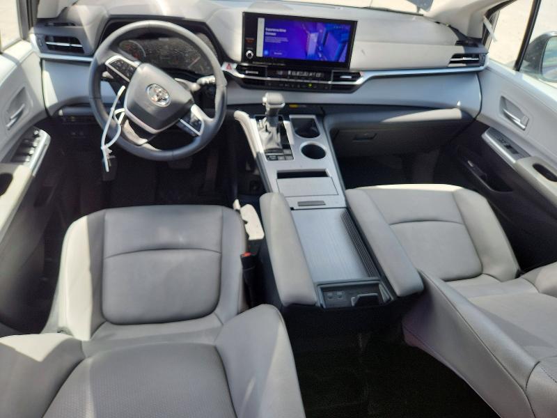 Photo 8 from auction – 2025 TOYOTA SIENNA with VIN 5TDYRKEC8SS229761