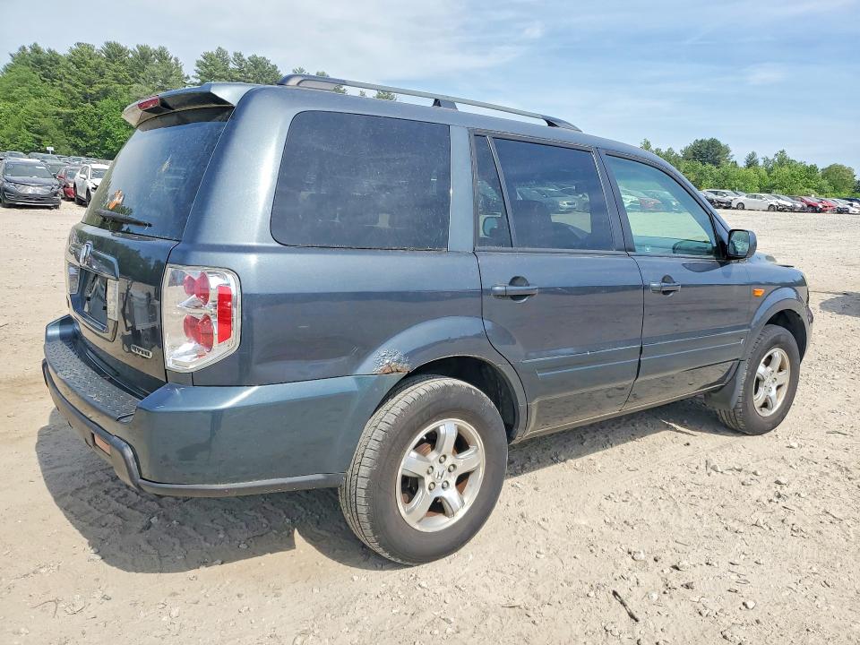 Photo 3 from auction – 2006 HONDA PILOT with VIN 2HKYF18526H516637