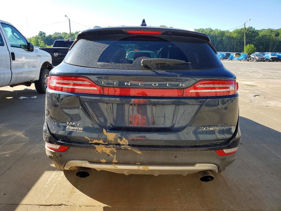 Photo 6 from auction – 2016 LINCOLN MKC with VIN 5LMCJ3D90GUJ24091