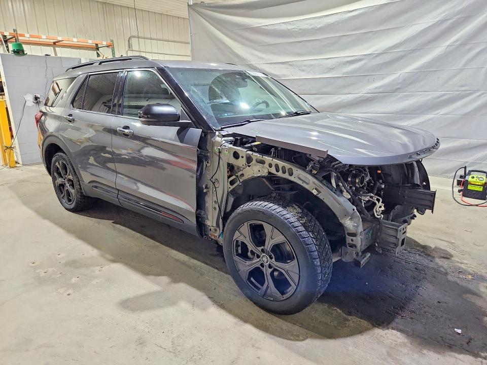 Photo 4 from auction – 2021 FORD EXPLORER with VIN 1FM5K8GC6MGA09941