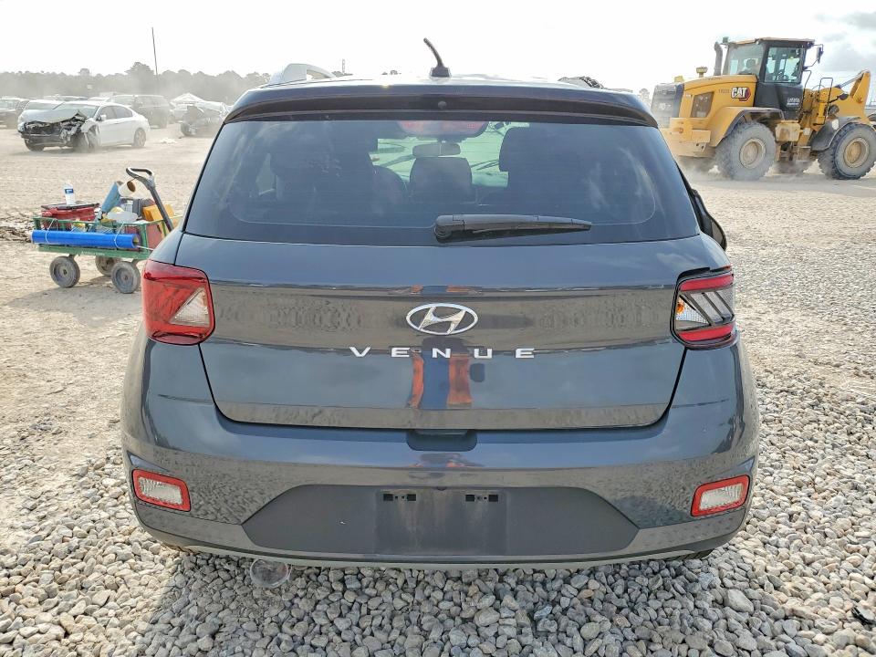 Photo 6 from auction – 2024 HYUNDAI VENUE with VIN KMHRC8A32RU307399