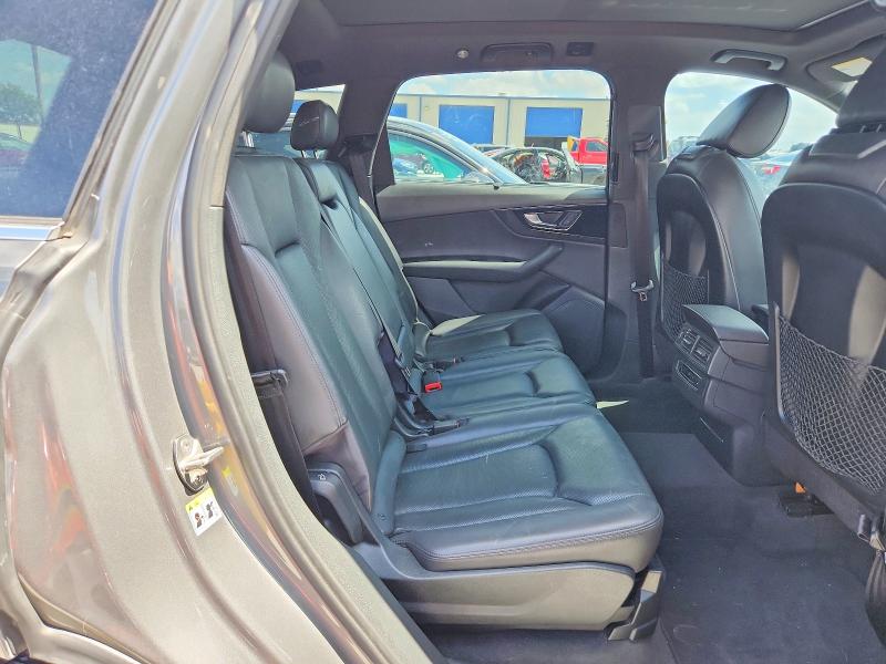 Photo 11 from auction – 2017 AUDI Q7 with VIN WA1LAAF76HD058729