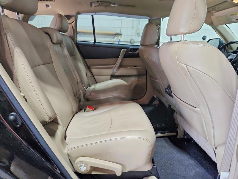 Photo 11 from auction – 2012 TOYOTA HIGHLANDER with VIN 5TDBK3EH3CS114787
