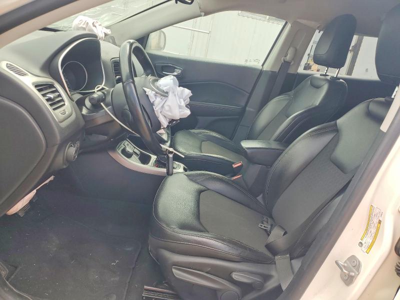 Photo 7 from auction – 2018 JEEP COMPASS with VIN 3C4NJDBB7JT399213
