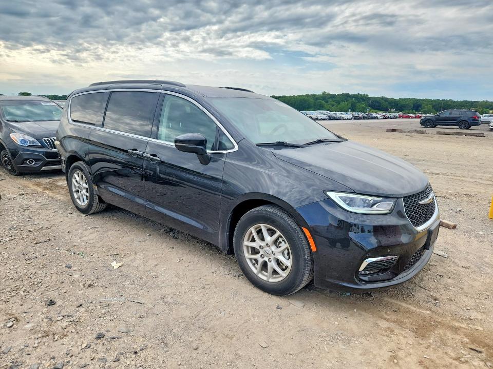 Photo 4 from auction – 2022 CHRYSLER PACIFICA with VIN 2C4RC1BG2NR145889