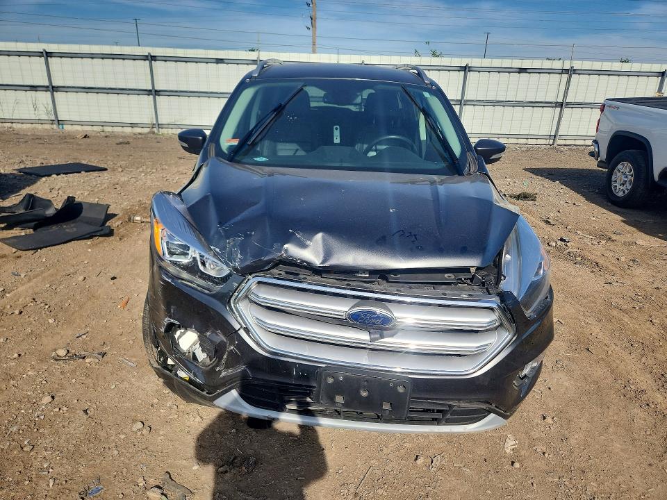 Photo 5 from auction – 2017 FORD ESCAPE with VIN 1FMCU9J97HUD36487