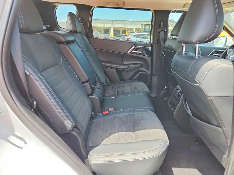 Photo 11 from auction – 2023 MITSUBISHI OUTLANDER with VIN JA4J4UA84PZ058911
