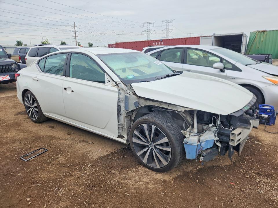 Photo 4 from auction – 2019 NISSAN ALTIMA with VIN 1N4BL4CV5KC177357