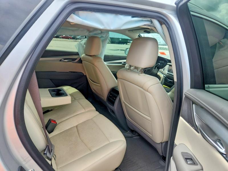 Photo 10 from auction – 2020 CADILLAC XT5 with VIN 1GYKNCRS7LZ218219