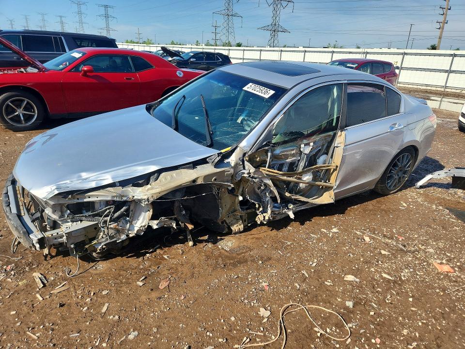HONDA ACCORD 2011 with VIN 1HGCP3F83BA032673 - Photo from auction