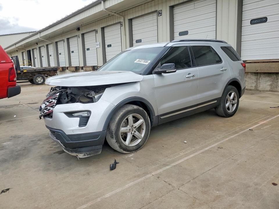 FORD EXPLORER 2018 with VIN 1FM5K7D86JGC32146 - Photo from auction