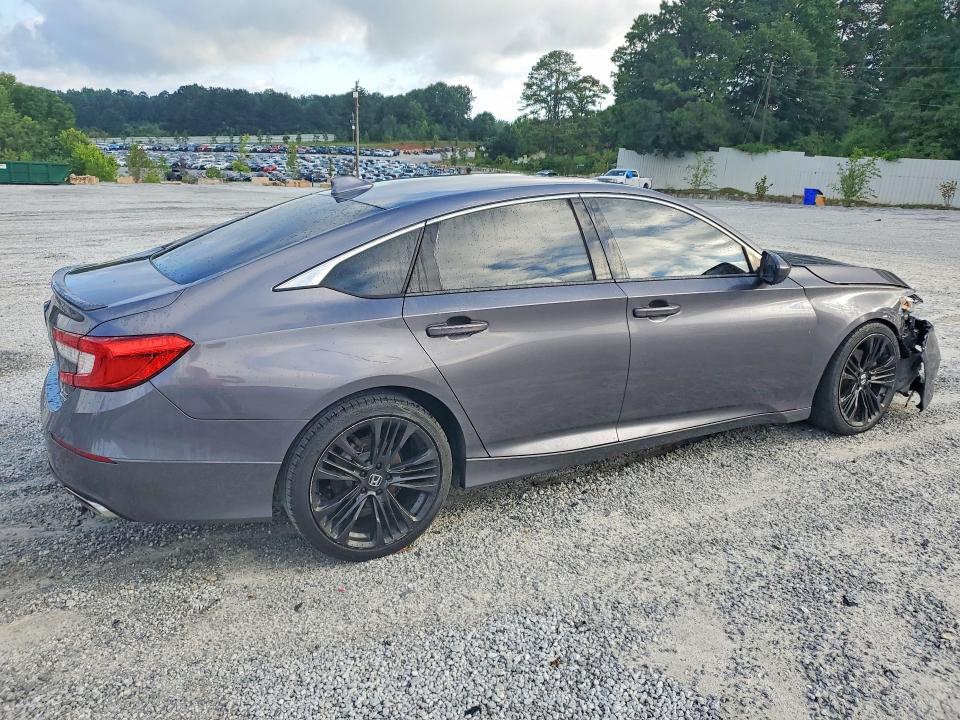 Photo 3 from auction – 2018 HONDA ACCORD with VIN 1HGCV2F36JA048854