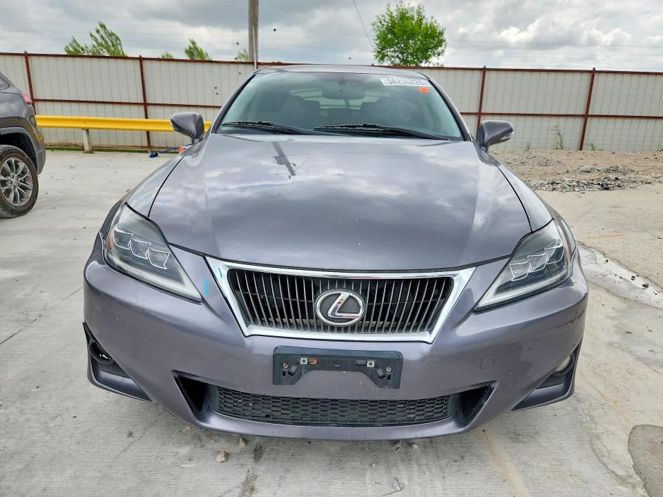 Photo 5 from auction – 2012 LEXUS IS with VIN JTHBF5C21C5157401