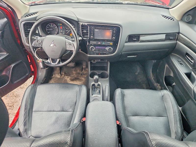 Photo 8 from auction – 2016 MITSUBISHI OUTLANDER with VIN JA4AD3A37GZ007823