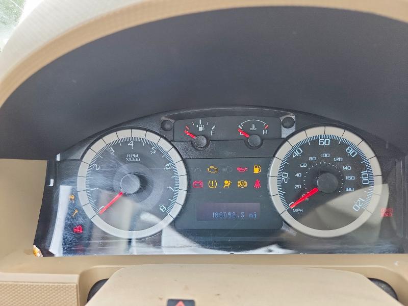 Photo 9 from auction – 2010 FORD ESCAPE with VIN 1FMCU0EG8AKA43414