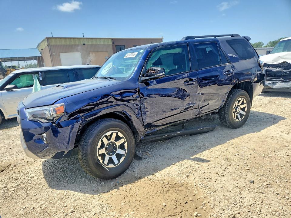 2023 TOYOTA 4RUNNER - Търг №61012126