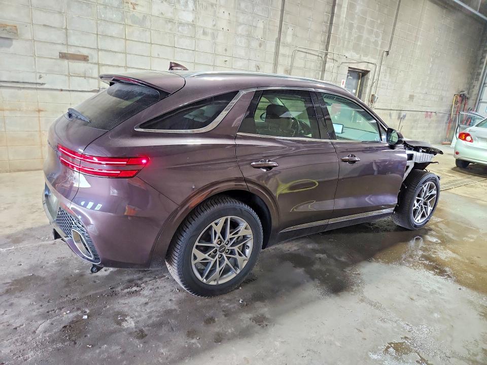 Photo 3 from auction – 2023 GENESIS GV70 with VIN KMUMADTB8PU081283