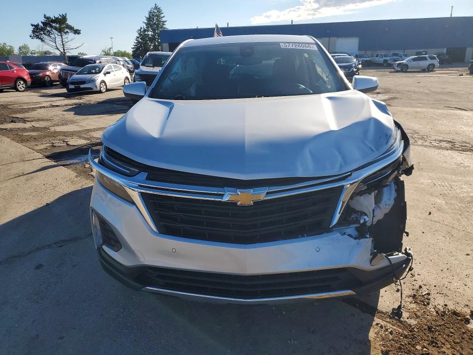 Photo 5 from auction – 2022 CHEVROLET EQUINOX with VIN 3GNAXUEVXNL229640