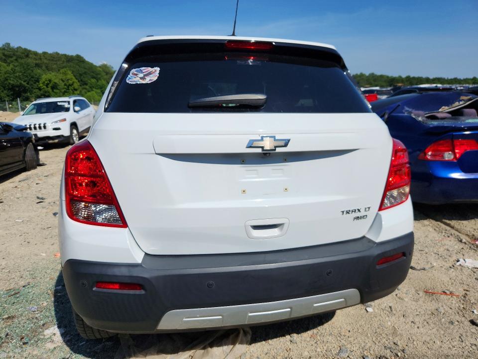 Photo 6 from auction – 2016 CHEVROLET TRAX with VIN 3GNCJPSB0GL182157