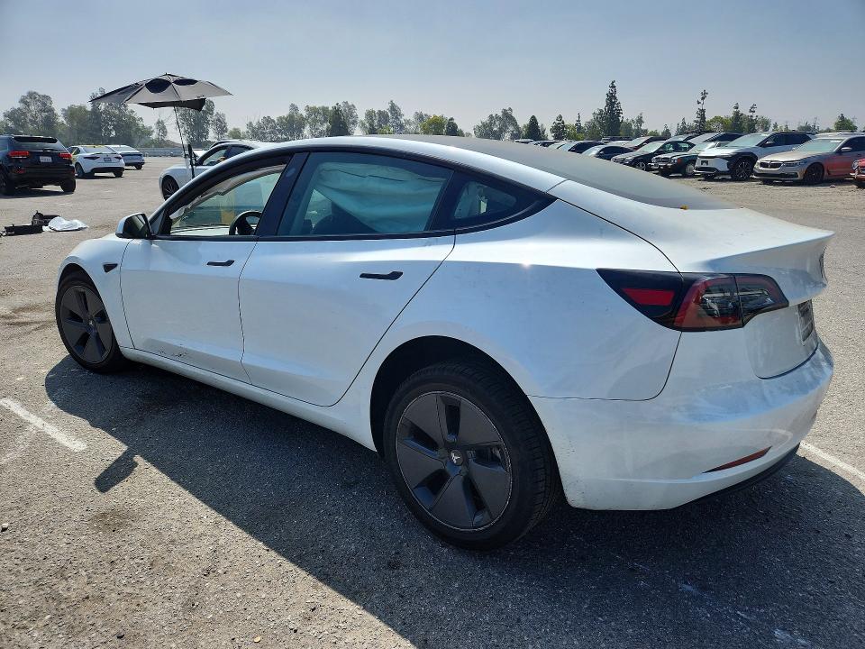 صورة رقم 2 من المزاد - 2023 TESLA MODEL 3 مع VIN 5YJ3E1EA4PF599020