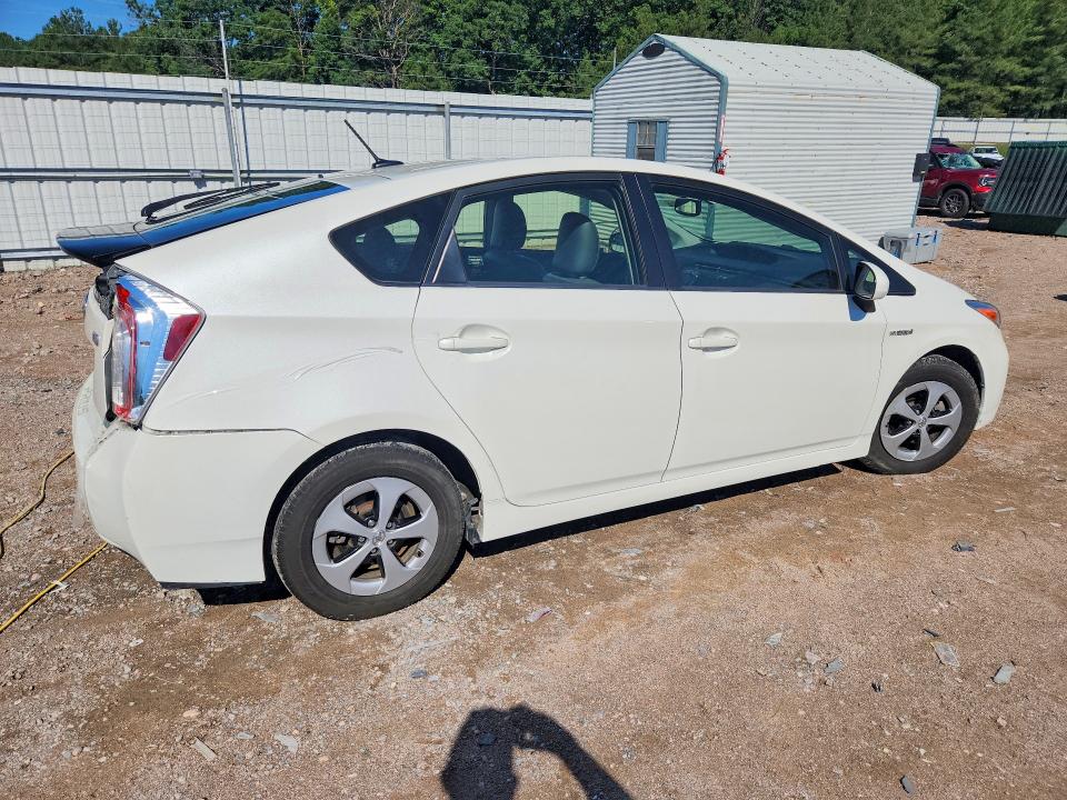 Photo 3 from auction – 2015 TOYOTA PRIUS with VIN JTDKN3DU2F2002421