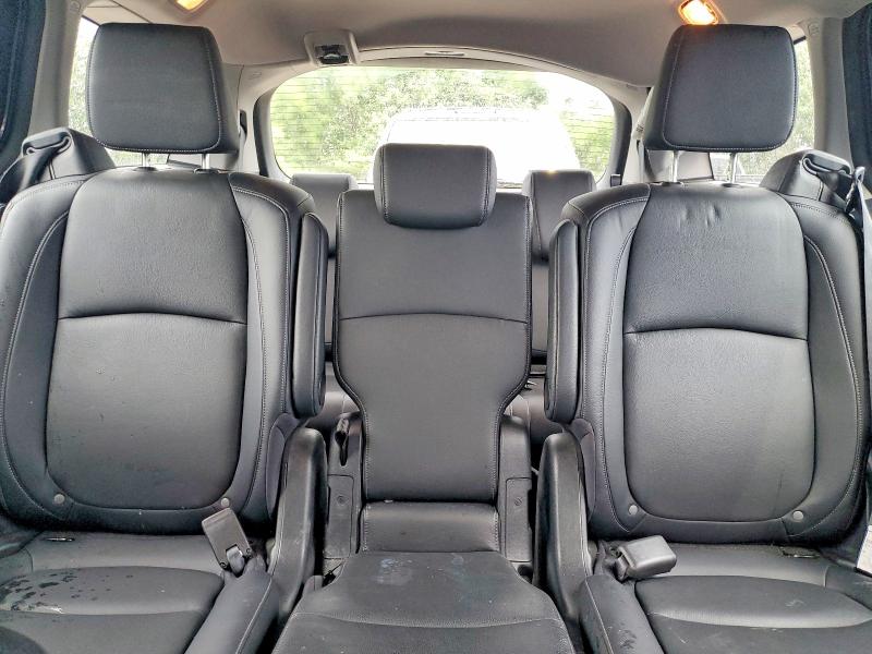 Photo 10 from auction – 2023 HONDA ODYSSEY with VIN 5FNRL6H80PB017968