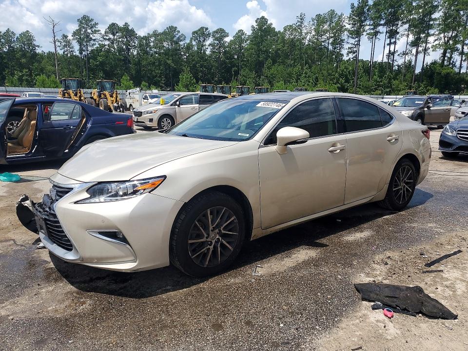 LEXUS ES 2017 с VIN 58ABK1GGXHU061683 - Фото с аукциона