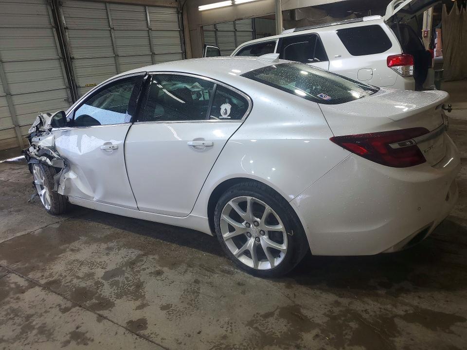 Photo 2 from auction – 2017 BUICK REGAL with VIN 2G4GU5GX8H9110729
