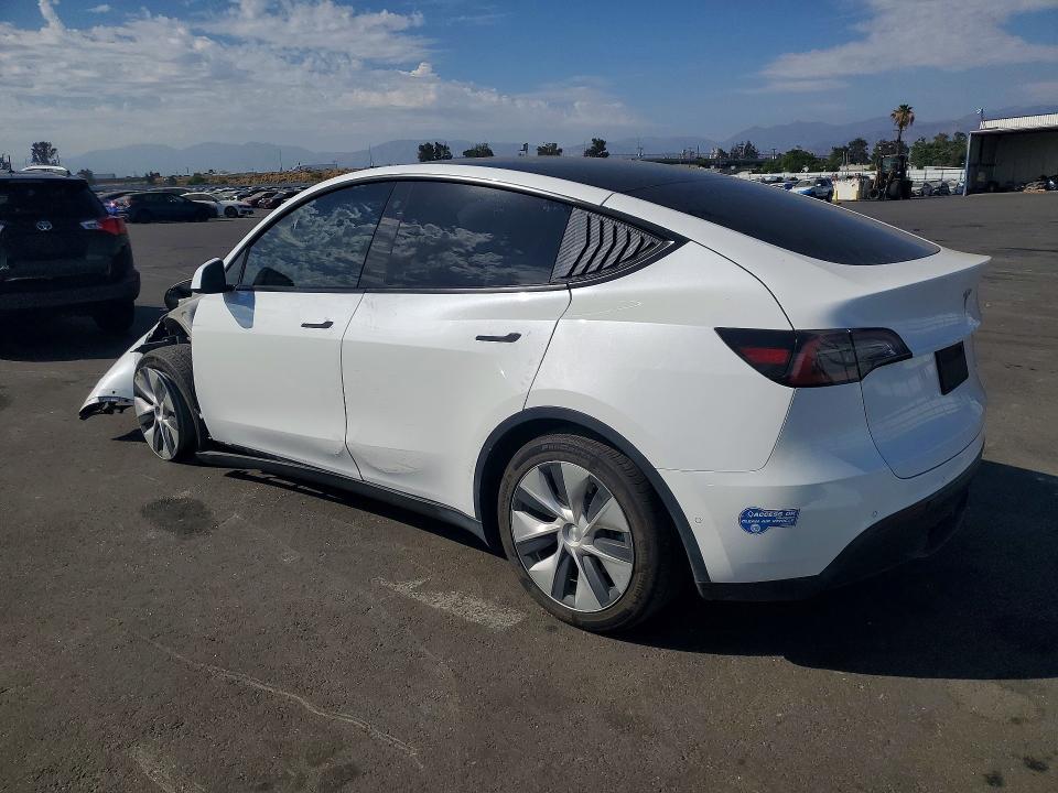 Photo 2 from auction – 2021 TESLA MODEL Y with VIN 5YJYGDEE6MF273980