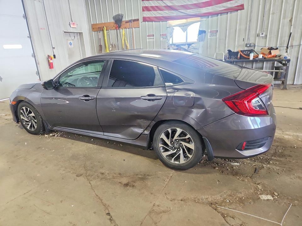 Photo 2 from auction – 2016 HONDA CIVIC with VIN 19XFC2F70GE025810
