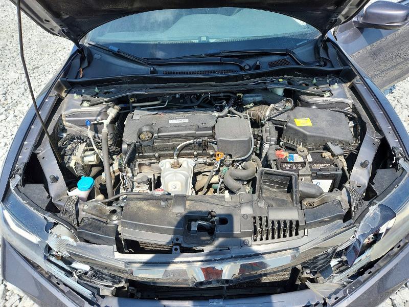 Photo 11 from auction – 2017 HONDA ACCORD with VIN 1HGCT1B82HA010100