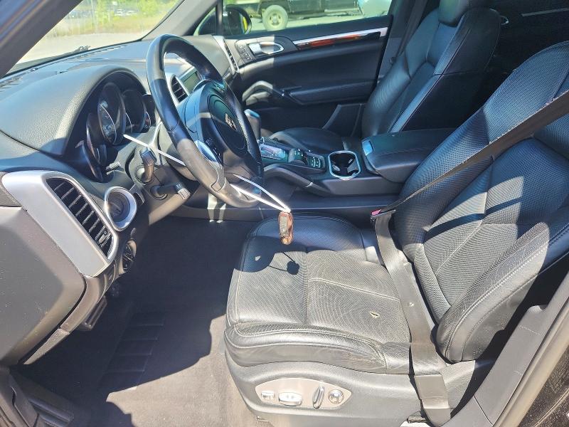 Photo 7 from auction – 2011 PORSCHE CAYENNE with VIN WP1AE2A28BLA92802