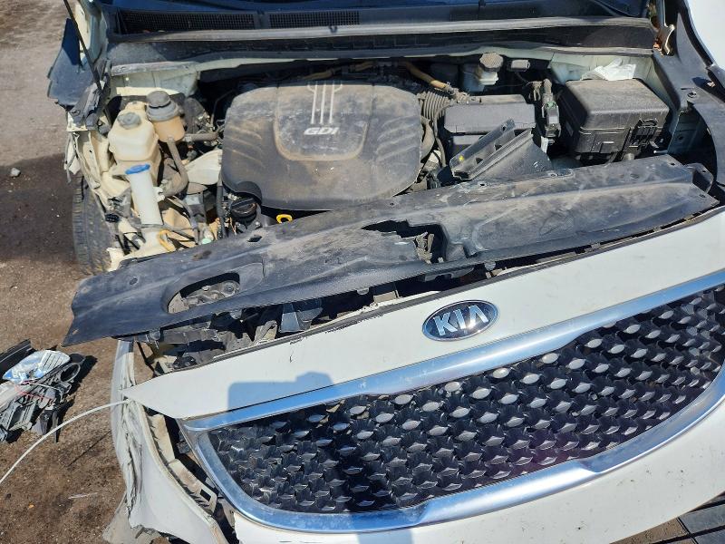 Photo 12 from auction – 2016 KIA SEDONA with VIN KNDMB5C14G6158085
