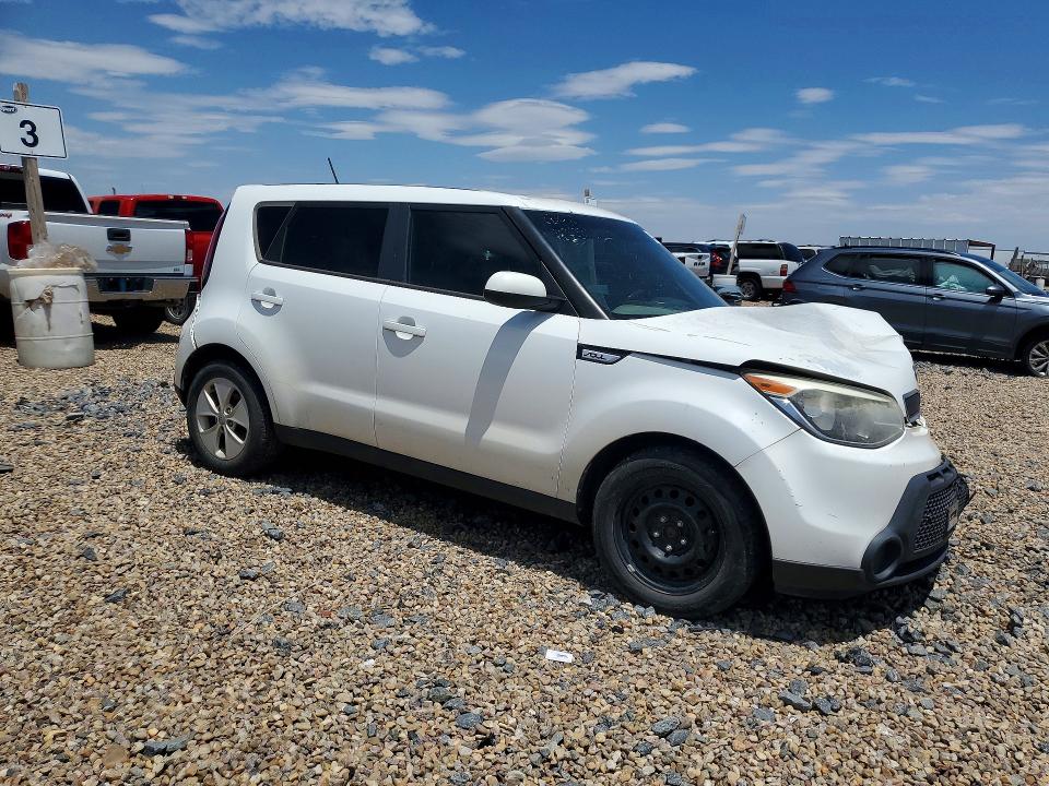 Photo 4 from auction – 2015 KIA SOUL with VIN KNDJN2A2XF7136640
