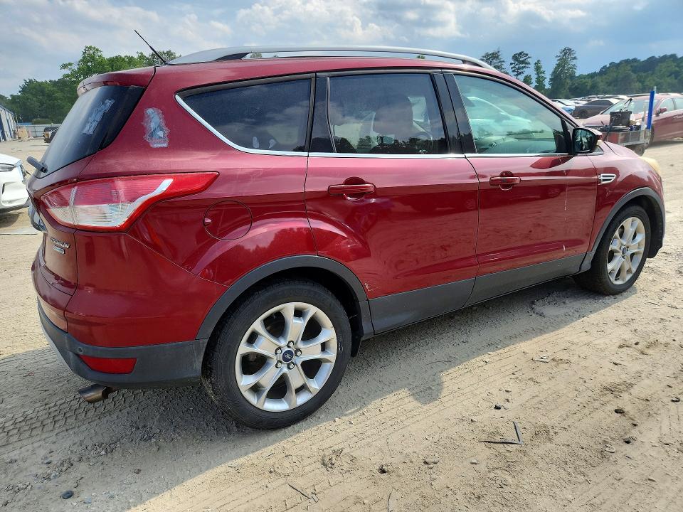 Photo 3 from auction – 2014 FORD ESCAPE with VIN 1FMCU9J92EUA39977