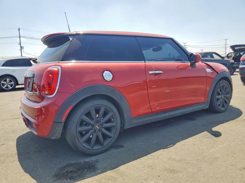 Photo 3 from auction – 2015 MINI COOPER with VIN WMWXP7C50F2A39789