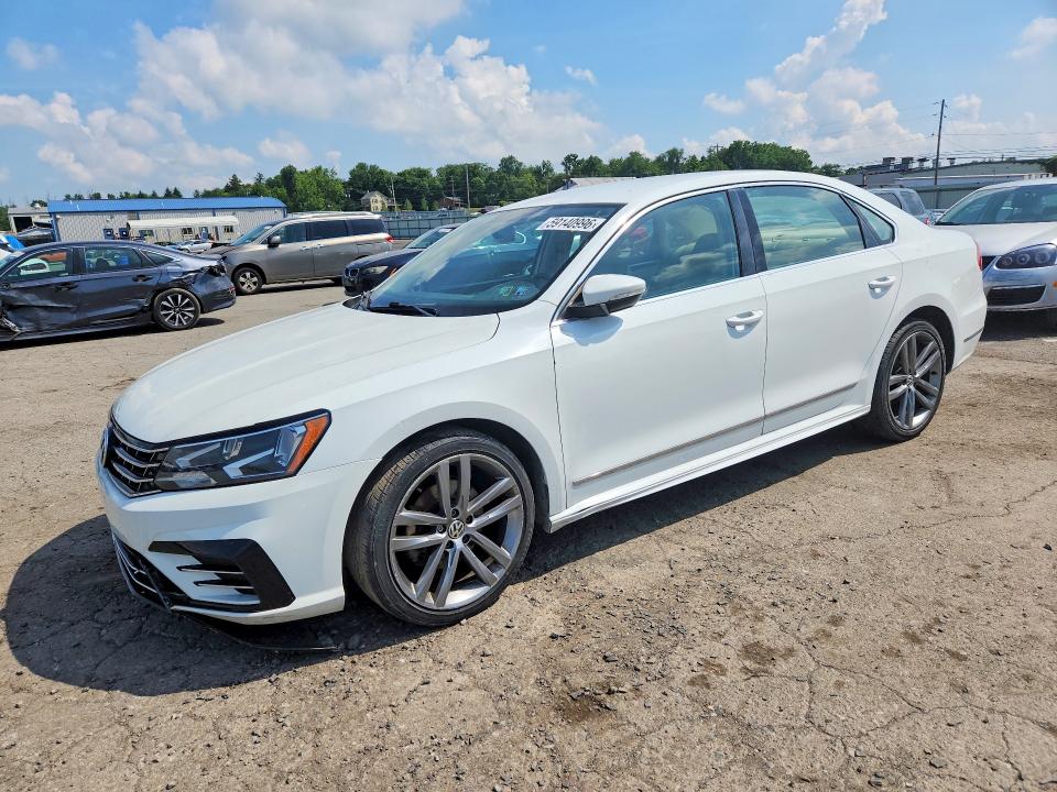 Photo 1 from auction – 2016 VOLKSWAGEN PASSAT with VIN 1VWAT7A37GC037596