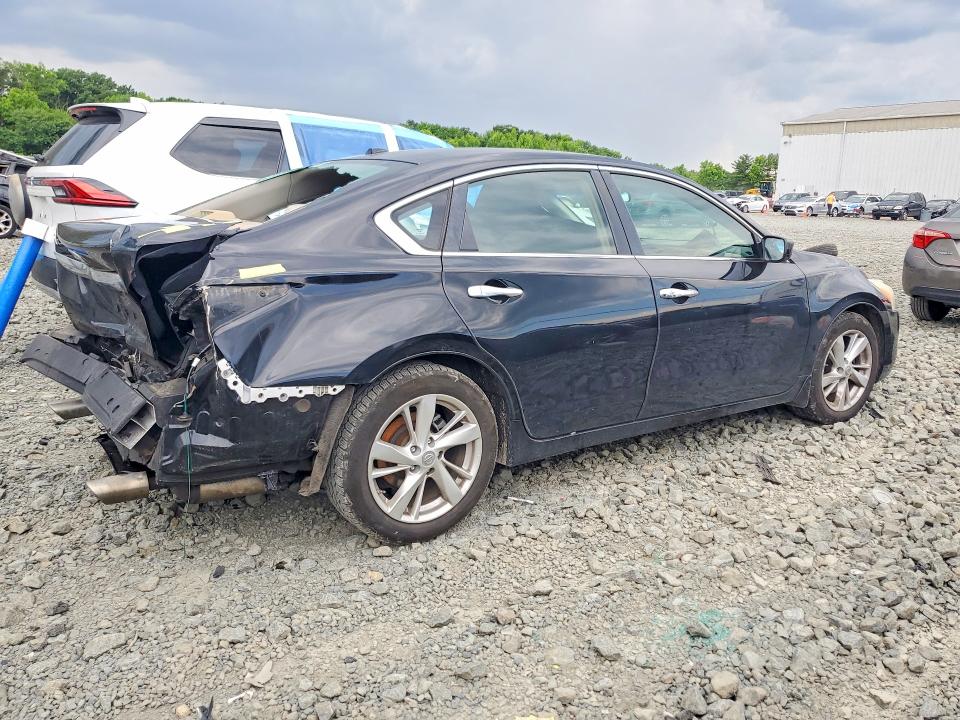 Photo 3 from auction – 2013 NISSAN ALTIMA with VIN 1N4AL3AP6DC138242
