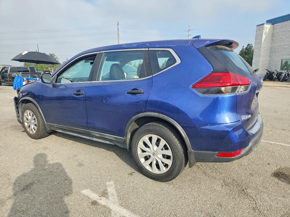 Photo 2 from auction – 2017 NISSAN ROGUE with VIN KNMAT2MT8HP607259