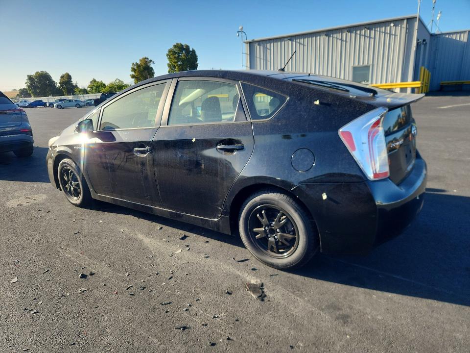 Photo 2 from auction – 2015 TOYOTA PRIUS with VIN JTDKN3DU2F0467924