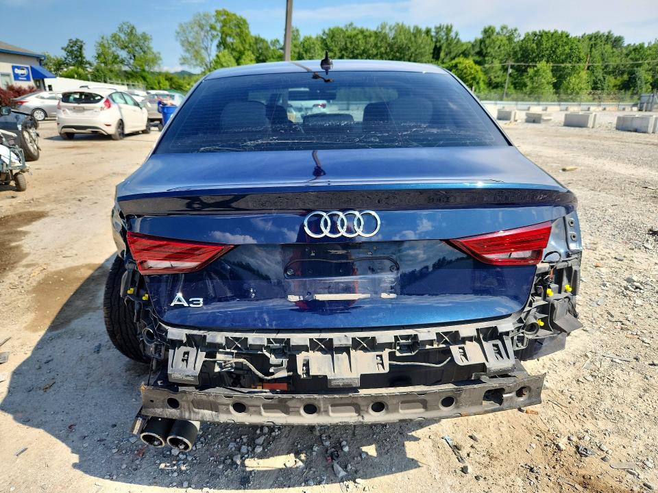 Photo 6 from auction – 2019 AUDI A3 with VIN WAUAUGFF7K1025601