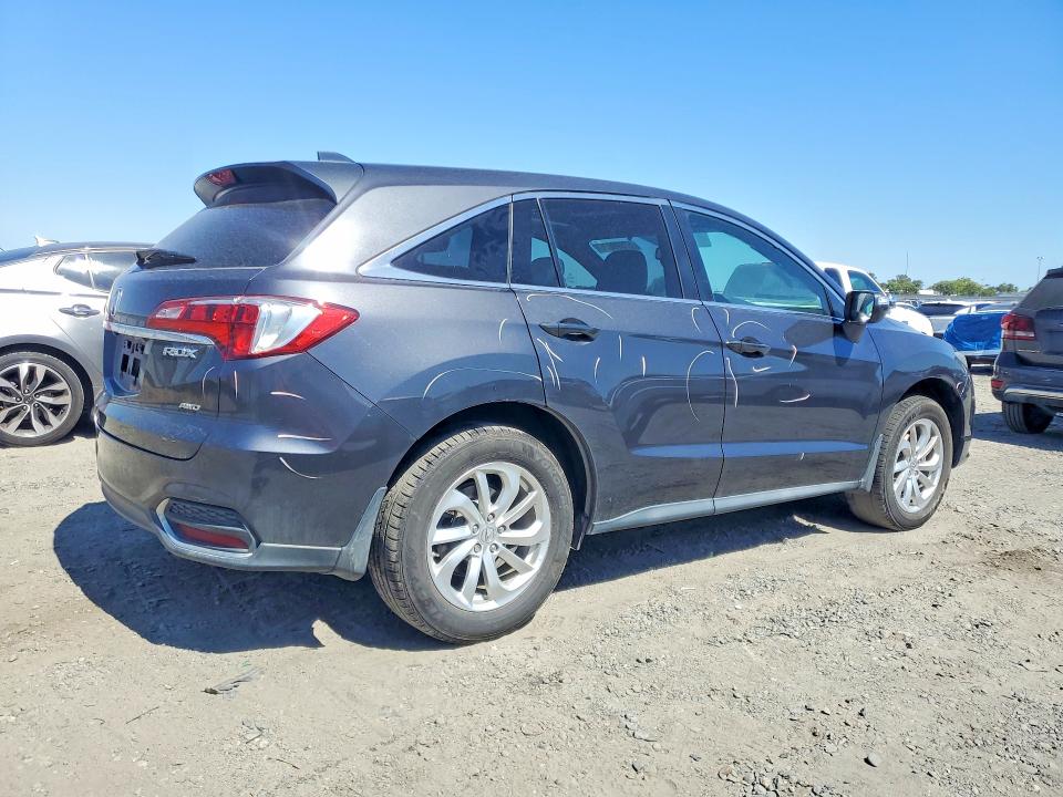 Photo 3 from auction – 2016 ACURA RDX with VIN 5J8TB4H56GL028474