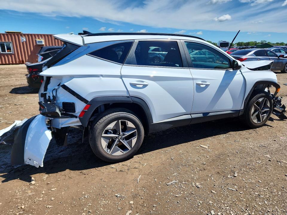 Photo 3 from auction – 2026 HYUNDAI TUCSON with VIN 5NMJBCDE8TH675475