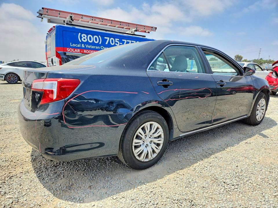 Photo 3 from auction – 2014 TOYOTA CAMRY with VIN 4T4BF1FK1ER433494
