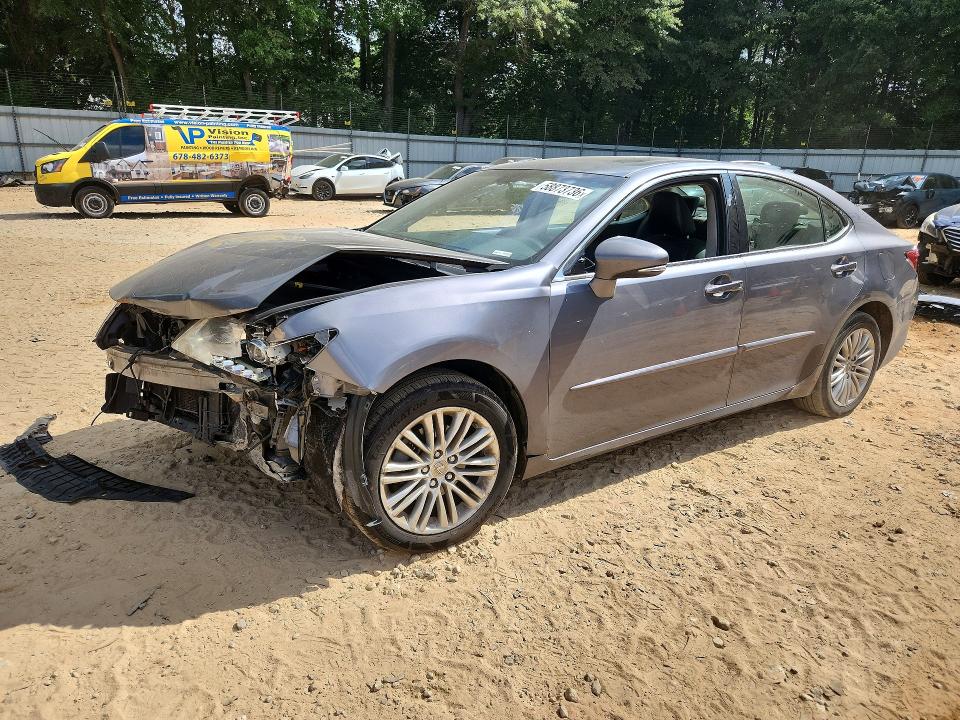 LEXUS ES 2015 with VIN JTHBK1GG4F2152581 - Photo from auction