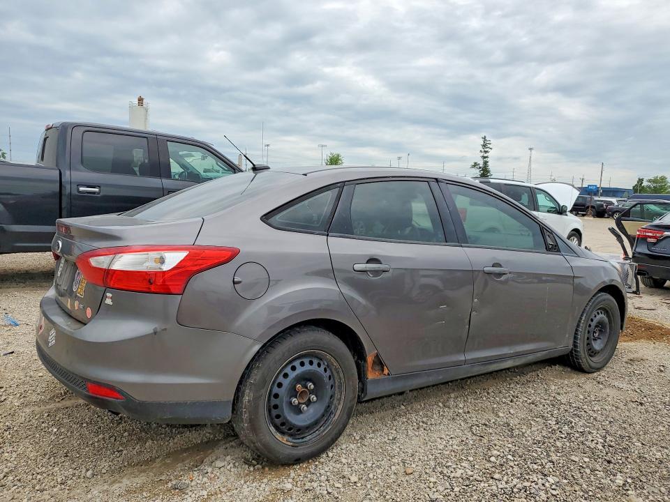 Photo 3 from auction – 2012 FORD FOCUS with VIN 1FAHP3F29CL285606