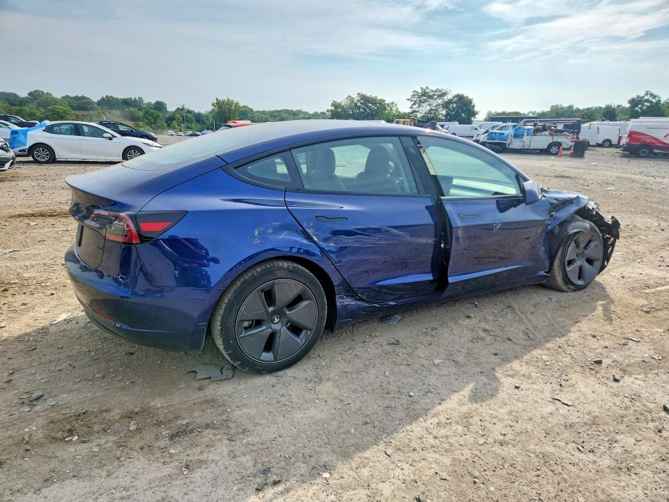 Photo 3 from auction – 2023 TESLA MODEL 3 with VIN 5YJ3E1EA3PF683202
