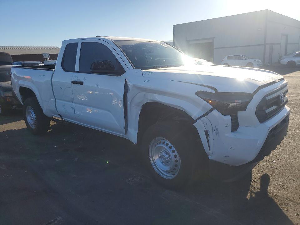 Photo 4 from auction – 2026 TOYOTA TACOMA with VIN 3TYJDAHN7TT047014